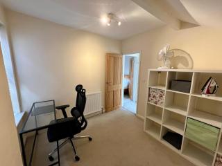 Central Nottingham Victorian 3 Bed Sleeps 6 Perfect for Sports and Explorers - 8