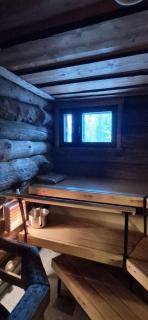 Villa Pukelo Arctic Lodge with wifi sauna 4 poster bed fireplace - 1