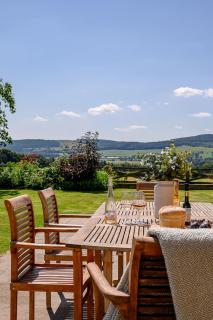 Hollins Farmhouse - 6