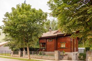 Chic Wooden House Camprodon Pyrenees Views - 1