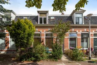 De Lila Vila, kleurrijke tussenwoning nabij centrum Leeuwarden - 8