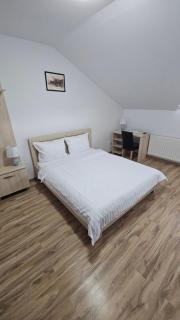 DENSON Camere de Inchiriat - 8