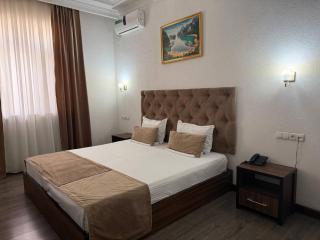 Grand Art Premium Hotel - 1