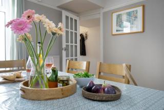 Woodbine Cottage - 2