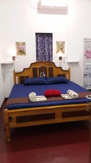 Zeenath Villa - Arugambay - 2