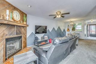 Hike, Golf & Explore: Ruidoso Retreat w/ Deck! - 6