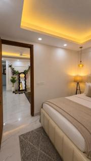 Golden Eclipse Luxury Stays - 8