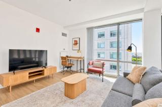 Modern Apt - Easy Transit Access - 9