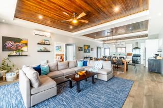 Casa Nex Ta Sea- Luxe Beachfront Escape - 1