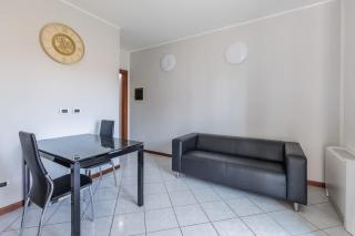 Lumina - Sunny Como Flat with Balcony - 4