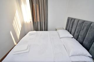 Zvartnots International Hotel - 3