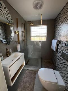 Anga Spaces Luxurious Suites no19 - 1