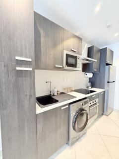 The Lennox D-Plus Apartments - 7