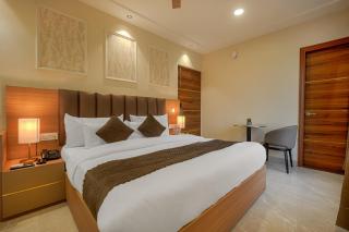 The Roseville Grand - 7
