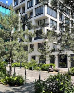 Designer 1bed w Underground Parking at UNIT City - 2