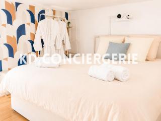 "LA BULLE BLEUE" - Espace détente cosy avec jacuzzi et grand écran - 6