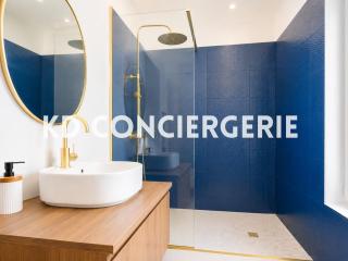 "LA BULLE BLEUE" - Espace détente cosy avec jacuzzi et grand écran - 3