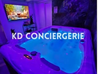 "LA BULLE BLEUE" - Espace détente cosy avec jacuzzi et grand écran - 5