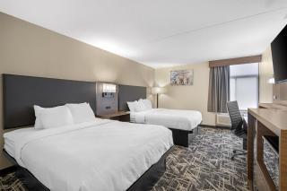 Best Western Plus York Hotel and Conference Center - 6