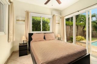 Poolside 2 BR Villa with Shuttle to the Beach - 4