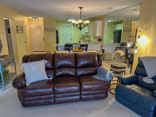 Royale Retreat - 7