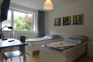 Kiel Jachmannstrasse 1OG links 2,5 Zimmer Wohnung - 1