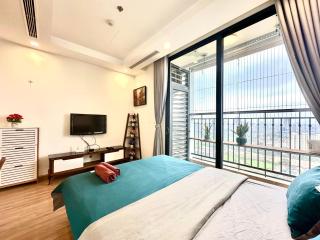Relaxing Lakeside Retreat Studio Near Korean Town Hanoi - 7
