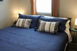 Litttle Rock - King Comfort in Capital Manor, Couples Stay Awaits - Austin - 1