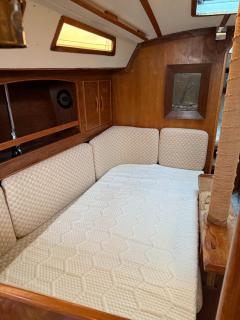 Fully equipped sailing boat & exploring zodiac - 3