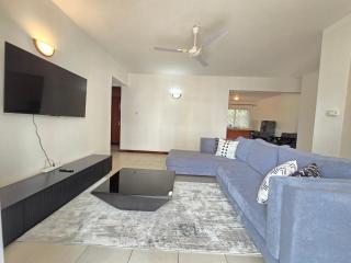 Marie's 2bed Lakebreeze all-ensuite,Milimani ksm 3 - 0