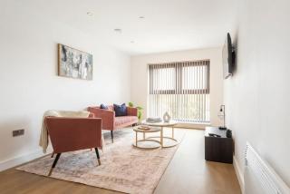 Modern & Spacious 1 Bedroom Apartment in Leeds - 4