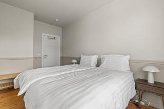 Rare gem! 3BR 3BA Downtown Apartment - 2