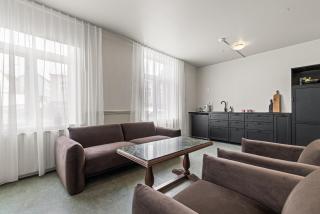 Rare gem! 3BR 3BA Downtown Apartment - 8