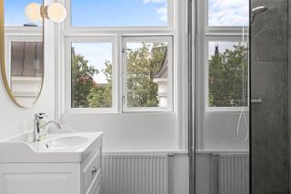 Rare gem! 3BR 3BA Downtown Apartment - 6