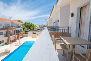 Coral Village | 1 Bedroom with Pool View - 9
