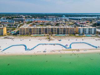 Azure by Southern Vacation Rentals - 9