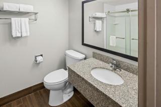 Red Roof Inn & Suites Marysville - 6