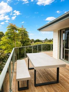 Spacious Coastal Retreat, Ideal for Families - 3