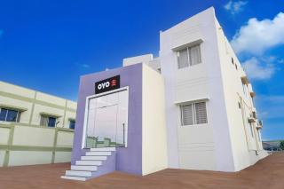 Hotel O Midway Treat Barwani - 8