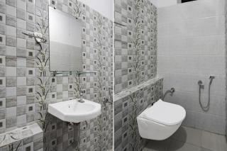 Hotel O Midway Treat Barwani - 3