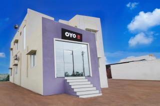 Hotel O Midway Treat Barwani - 2