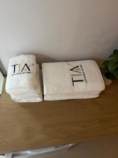 TIA Layover Rooms - 3