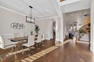 Luxury Oasis w Pool, Cinema, Games & Heated Spa - 1