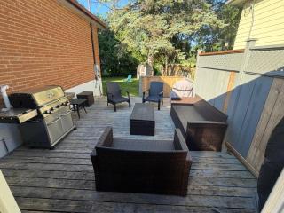 Executive Parkside Retreat in Heart of Unionville - 7