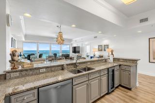 Dunes of Crystal Beach 404 - Beachfront Condo with Community Pool in Destin - 7