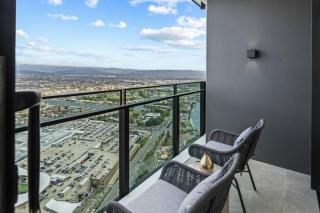 Stylish 1BR Apartment in Broadbeach - 0