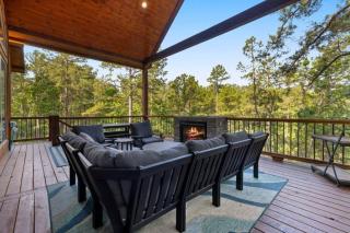 Broken Bow Cabin with Private Year Round Hot Tub Sleeps 9 - 3