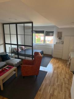 Petica Apartment with Free Parking Near Center - 1