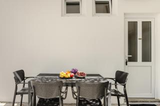 BlueWave Apartments - 2