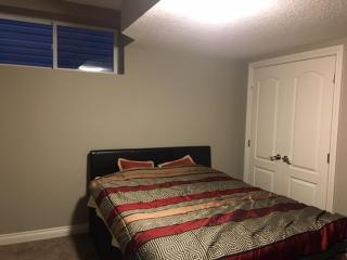 Home away from Home Private Parking 2 Bathrooms - 1